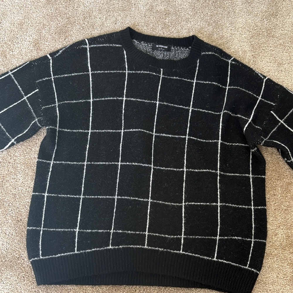 Black and White Grid Pattern Sweater